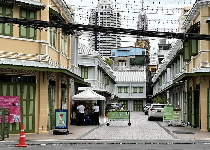 曼谷唐人街三层独栋洋楼24小时自助入住